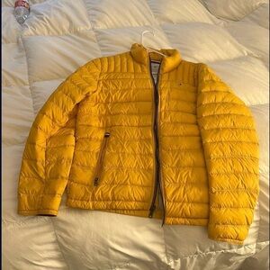 Tommy Hilfiger Men's Vibrant Yellow Puffer Jacket